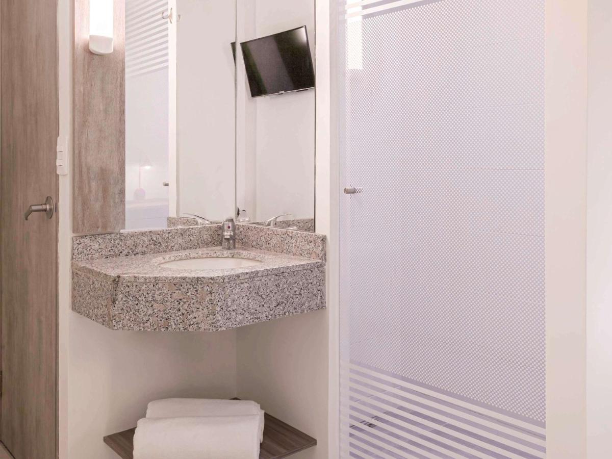 Ibis Budget Barranquilla Барранкилья Экстерьер фото